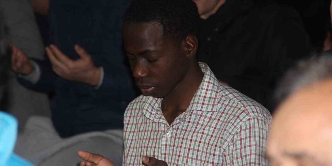 6 Şubat’ın Yıl Dönümünde Depremde Vefat Edenler İçin Dua Edildi