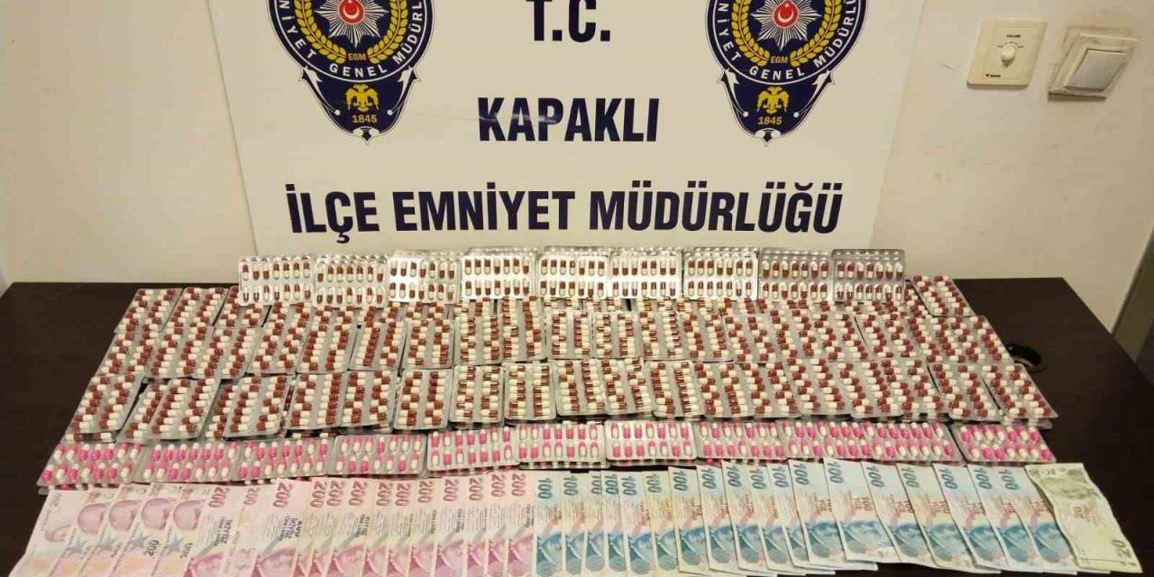 Uyuşturucu Tacirinin Evinde 2 Bin 786 Adet Kapsül Ele Geçirildi