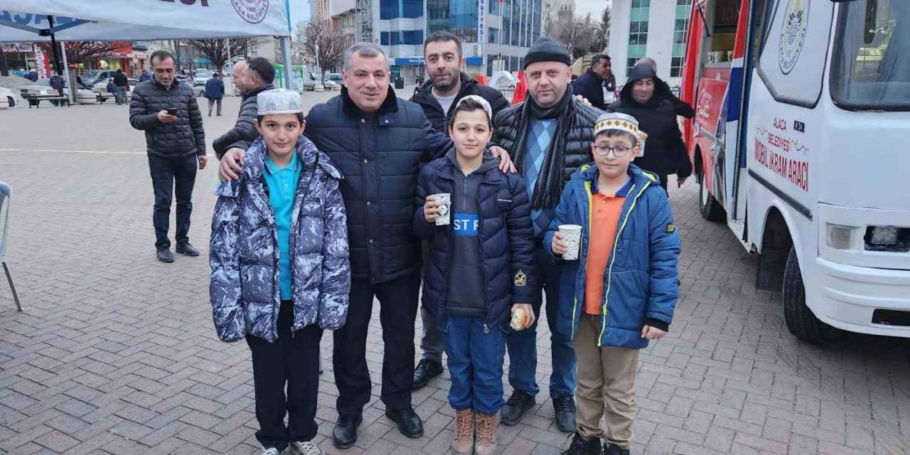 Gençler Sabah Namazında Buluştu