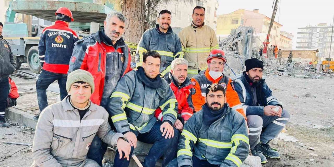 Şırnak Belediyesinden Depremzedelere Destek