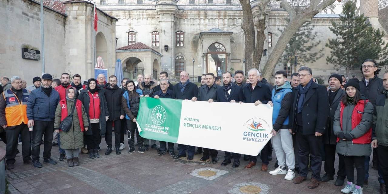 Depremde Hayatını Kaybedenler Kütahya’da Dualarla Anıldı