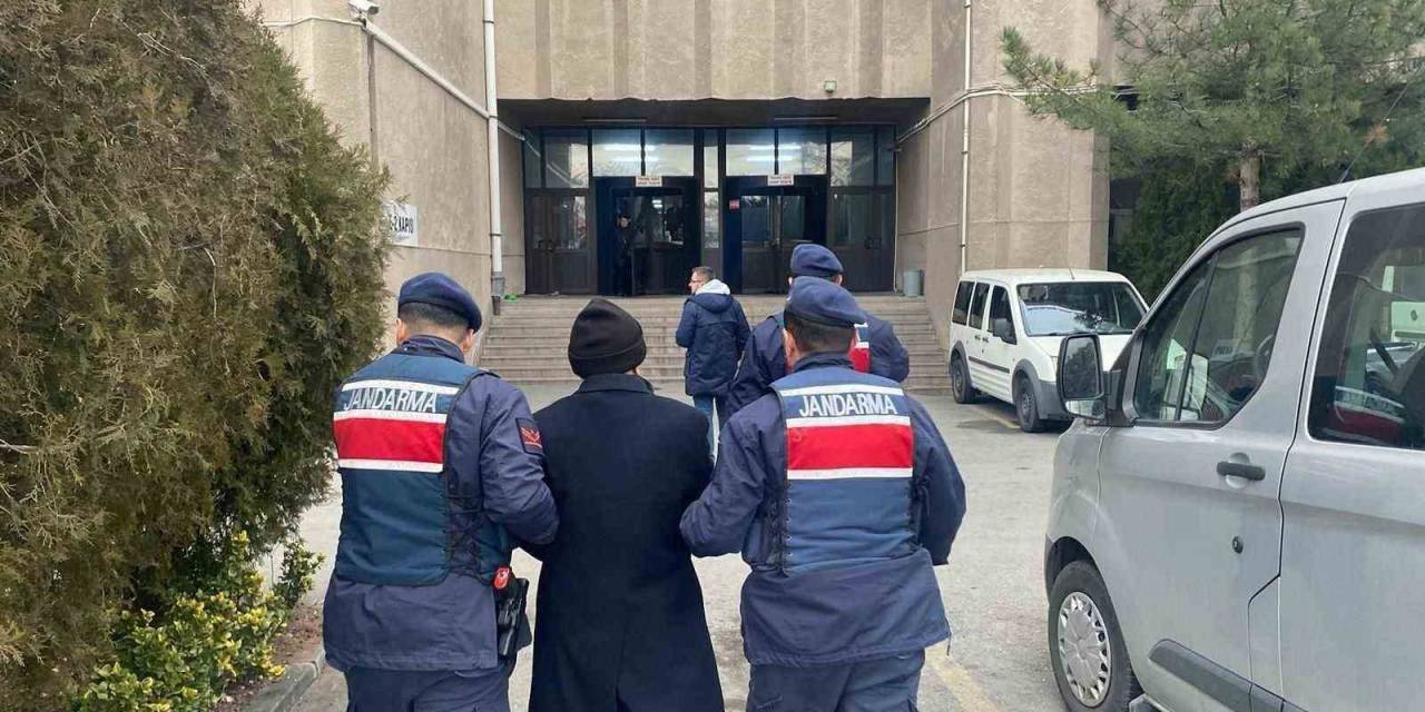 Karşılıksız Çek Düzenleme Suçundan 79 Yıl Hüküm Giyen Firari Yakalandı