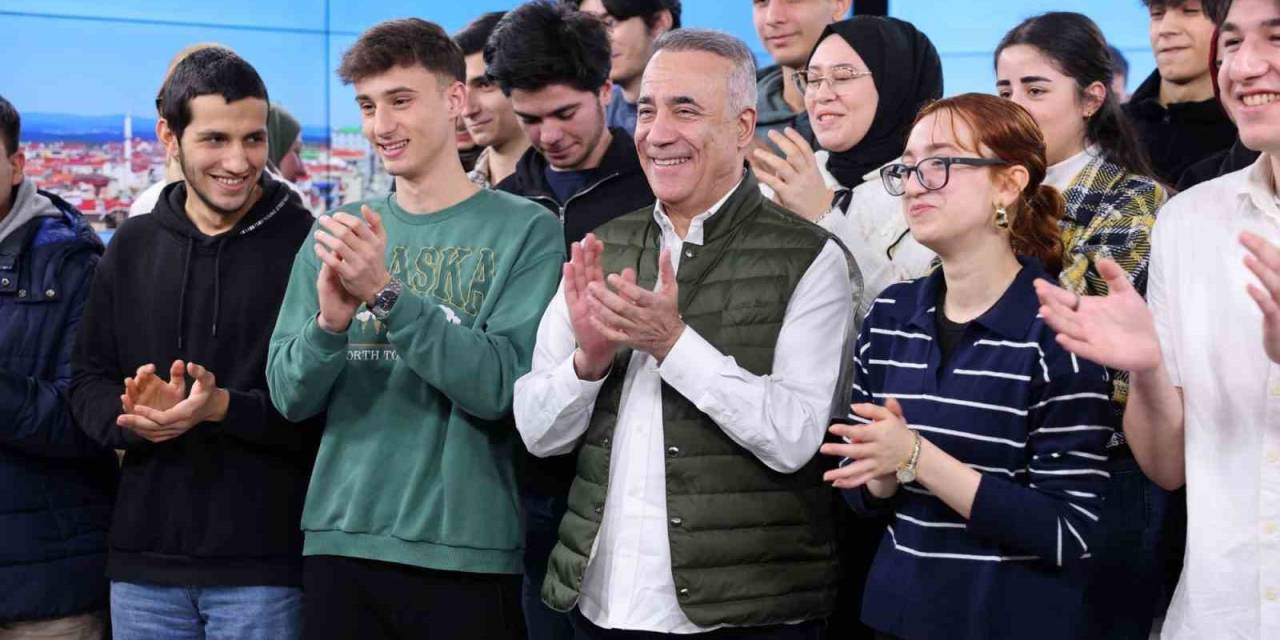 Sultangazi Belediyesi’nden Üniversite Öğrencilerine Büyük Müjde