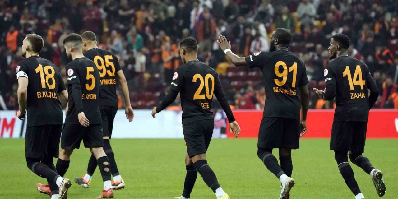 Ziraat Türkiye Kupası: Galatasaray: 3 - Bandırmaspor: 1 (İlk Yarı)