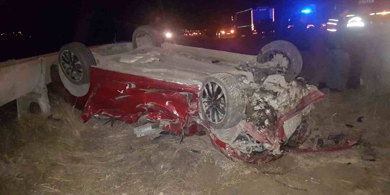 Otomobil Takla Attı: 1 Ölü, 1 Yaralı