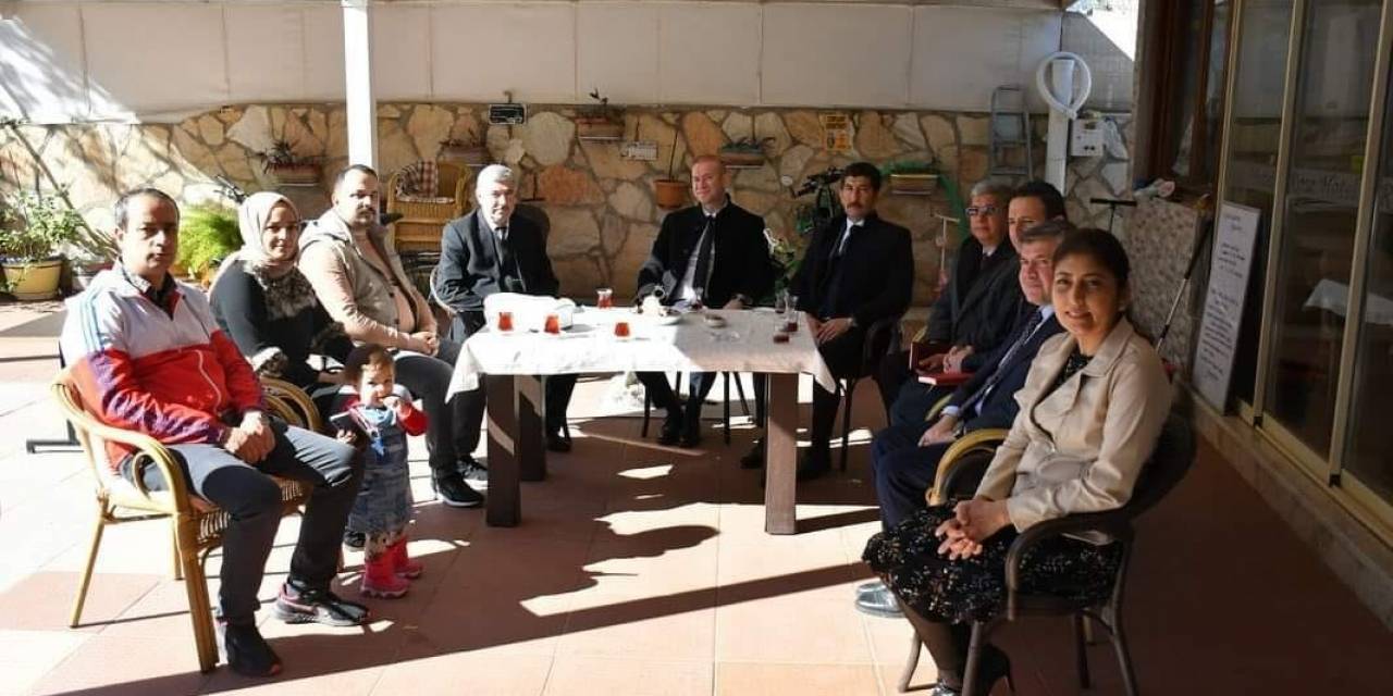 Köyceğiz’de Depremzede Aileler Ziyaret Edildi