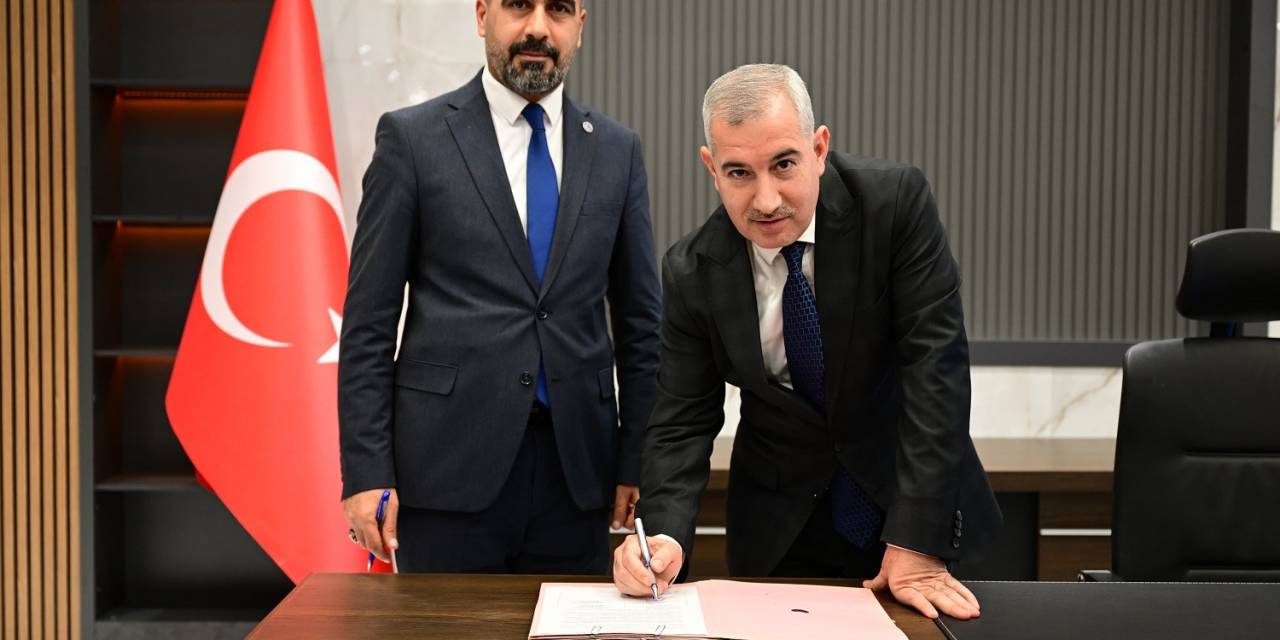 Yeşilyurt’ta Personele Yüzde 72 Zam