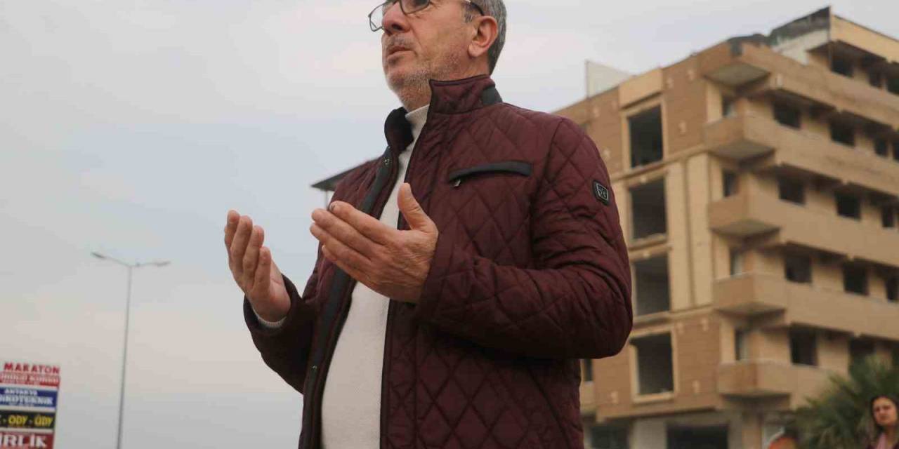 ’cennetten Bir Köşe’ Denilerek Satılan Rönesans Rezidans’ın Enkazında Yürek Burkan Dua