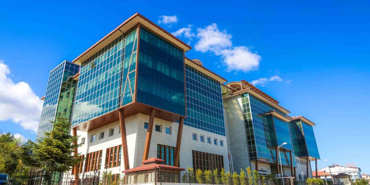 Kbü Başak Cengiz Mimarlık Fakültesi Öğrencilerine Mansiyon Ödülü