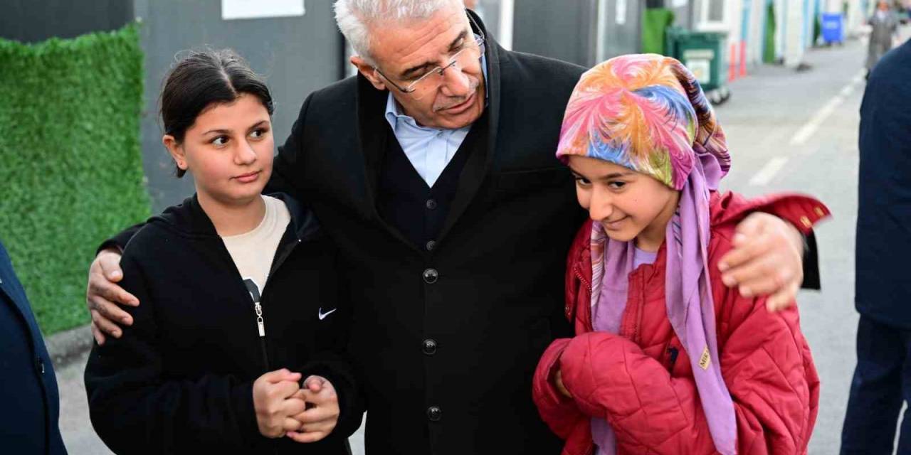 Güder, Asrın Felaketinin Yıldönümünde Depremzedeler İle Bir Araya Geldi