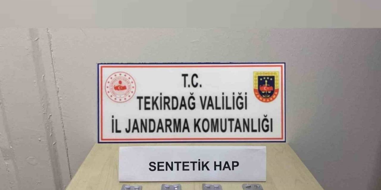 Jandarmadan Yasaklı Maddeye Geçit Yok: 4 Gözaltı