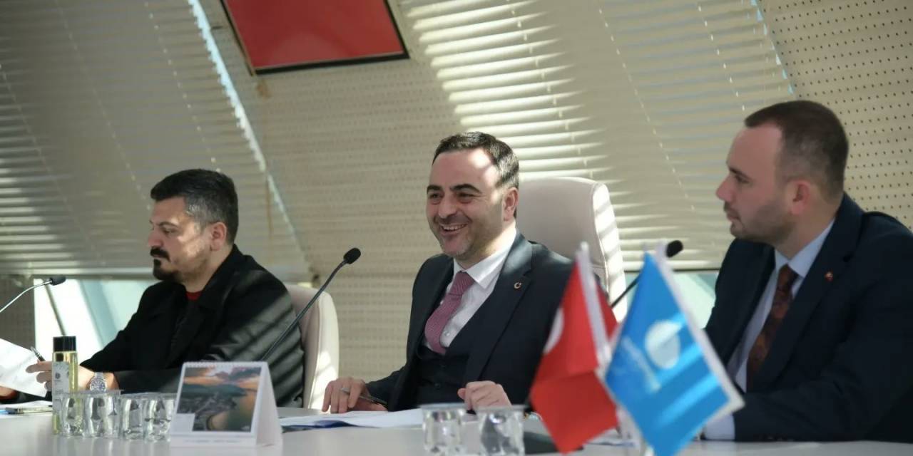 Başiskele’den Filistin’e 1 Milyon Tl’lik Yardım