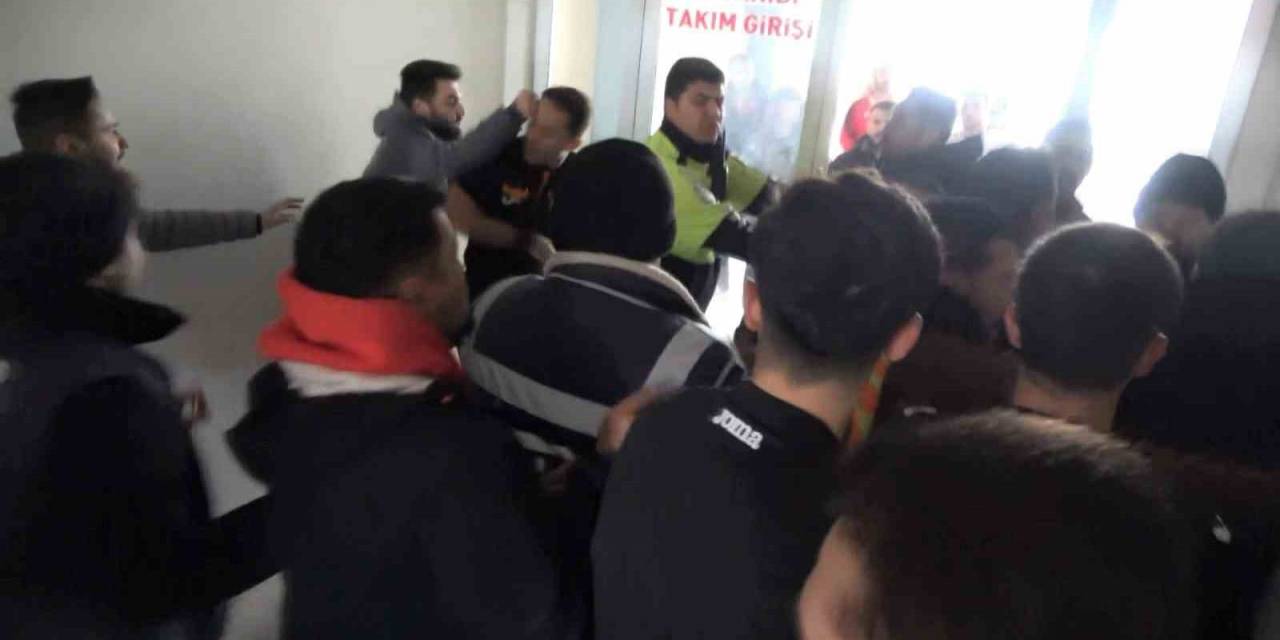 Yozgat’ta Amatör Küme Maçı Sonrasında Hakemlere Saldırı