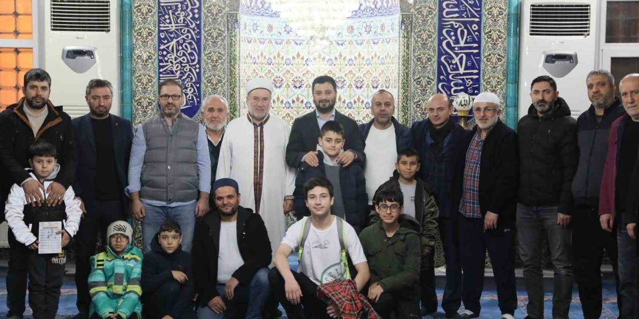 Kağıthane’de ’gençlik Uyanıyor, Duada Buluşuyor’ Projesi İle Camiye Gelen Çocuklar Ödüllendirilecek