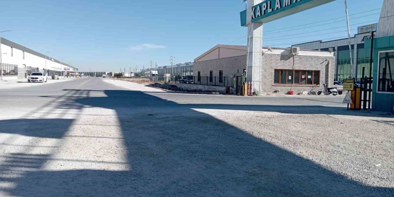 Tartıştığı İş Arkadaşını Baltayla Öldürdü