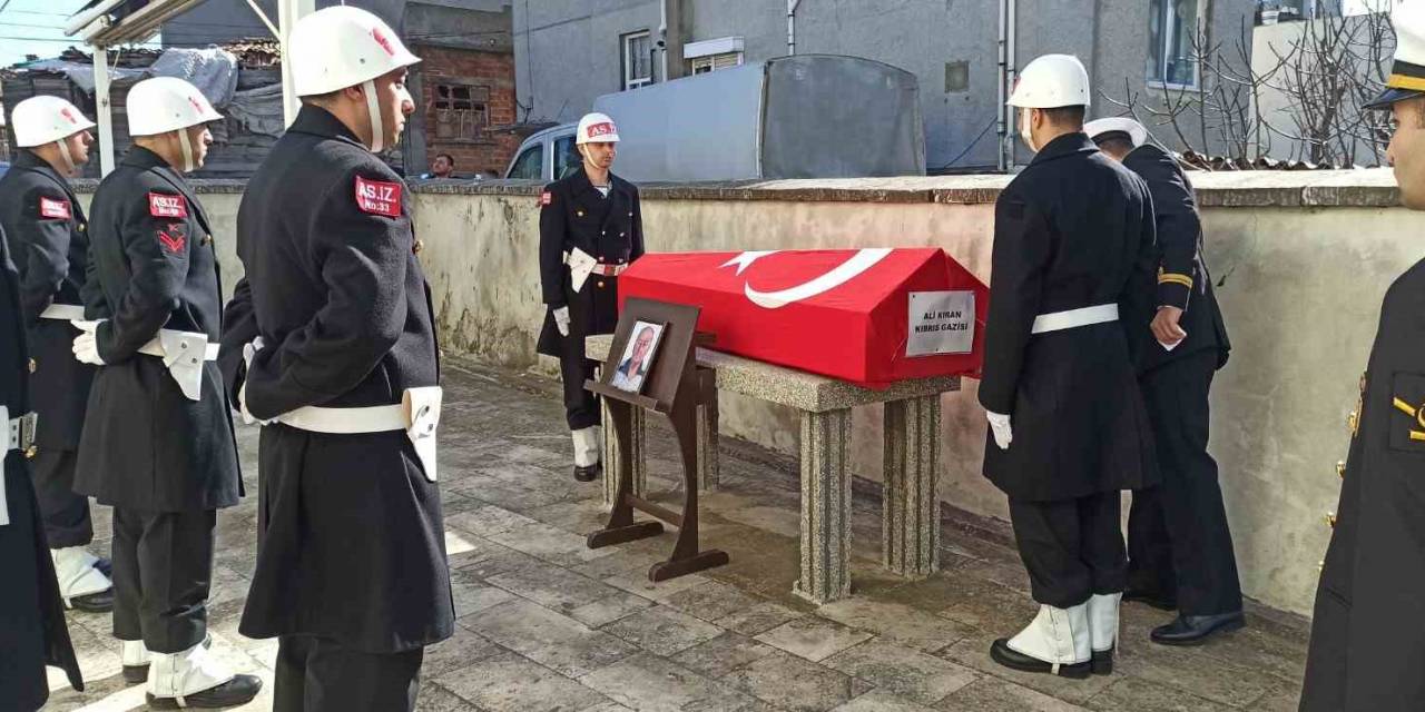 Çanakkale’de Kıbrıs Gazisi Son Yolculuğuna Uğurlandı