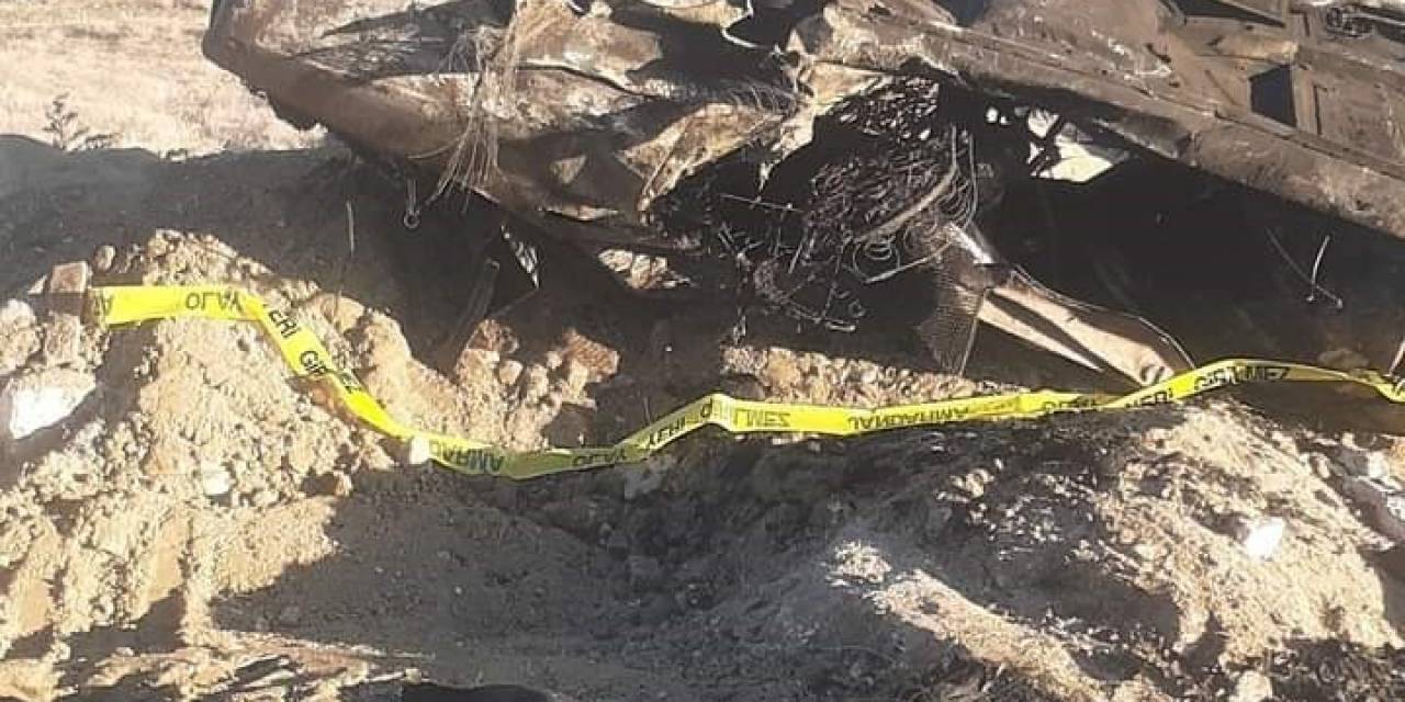 Bahçesindeki Otları Yakmak İstedi, Evi Ve Otomobili Yaktı