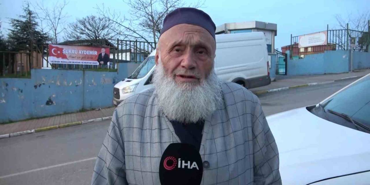 Kiracısıyla Tartışması Gündem Olan Dükkan Sahibi: "Çıkarsa İki Ay Kirasını Almayacağız, Taşınmasına Da Yardımcı Olacağız"
