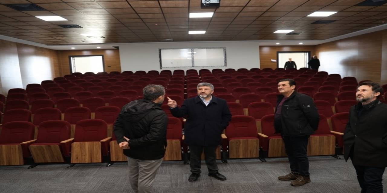 Gediz Gençlik Merkezi Açılış İçin Gün Sayıyor