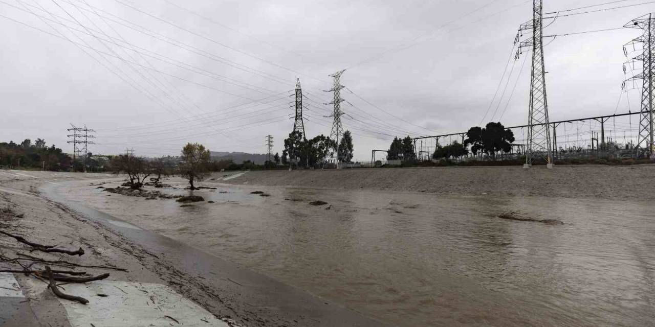 California’da Fırtınada Can Kaybı 9’a Yükseldi
