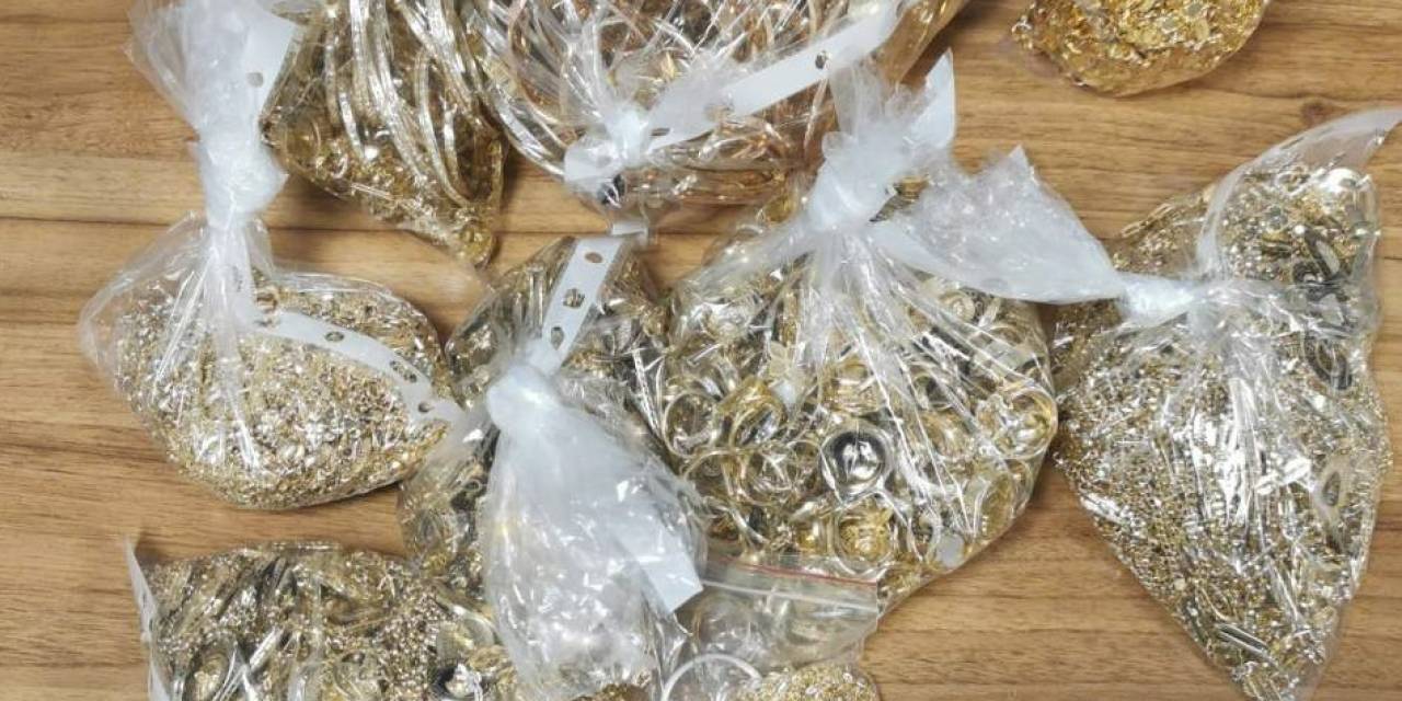 Beline Sardığı 1 Kilo Altınla Sınırı Geçmeye Çalışırken Yakalandı