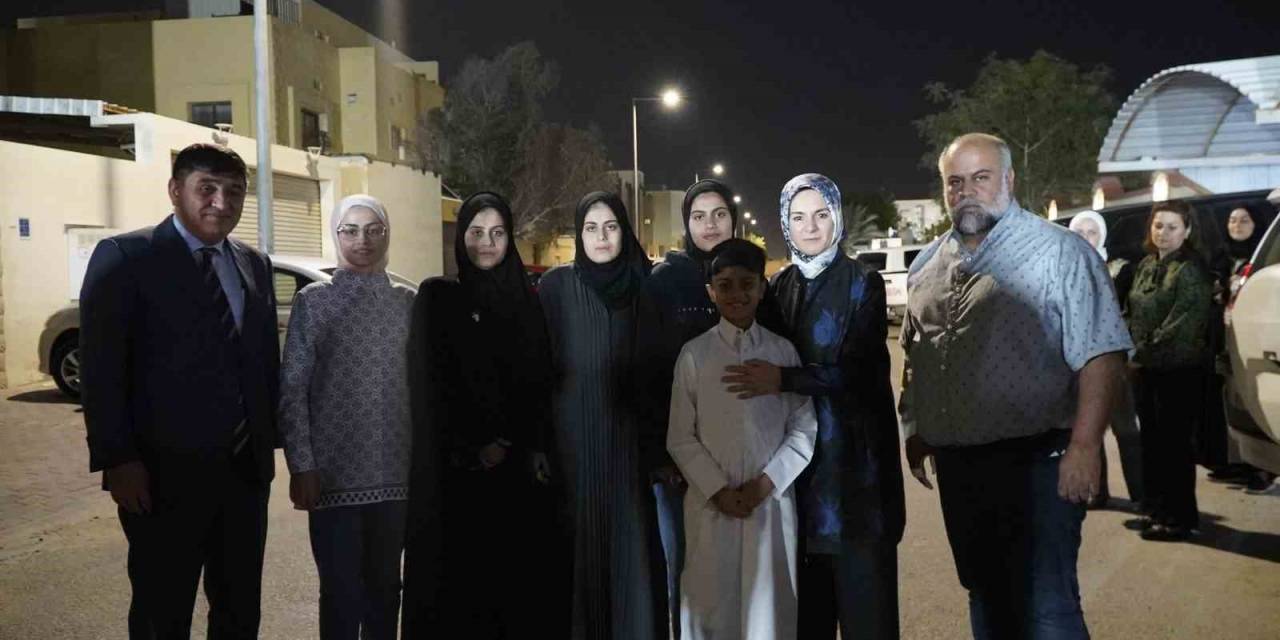 Bakan Göktaş, Gazze’deki Saldırılarda Ailesini Kaybeden Al Jazeera Muhabiri Dahduh İle Görüştü