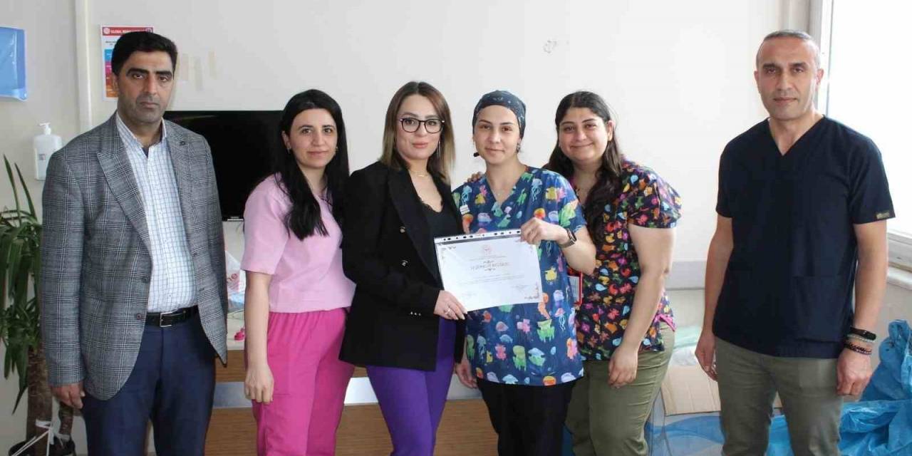 Tatvan Devlet Hastanesindeki Birimlere Teşekkür Belgesi