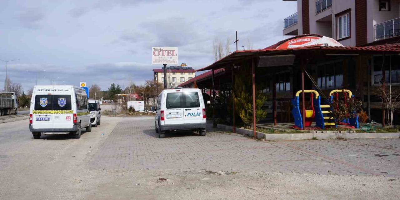 Burdur’da Eski Eşini Tüfekle Vurup Bıçaklayarak Öldüren Şüpheli Denizli’de Yakalandı