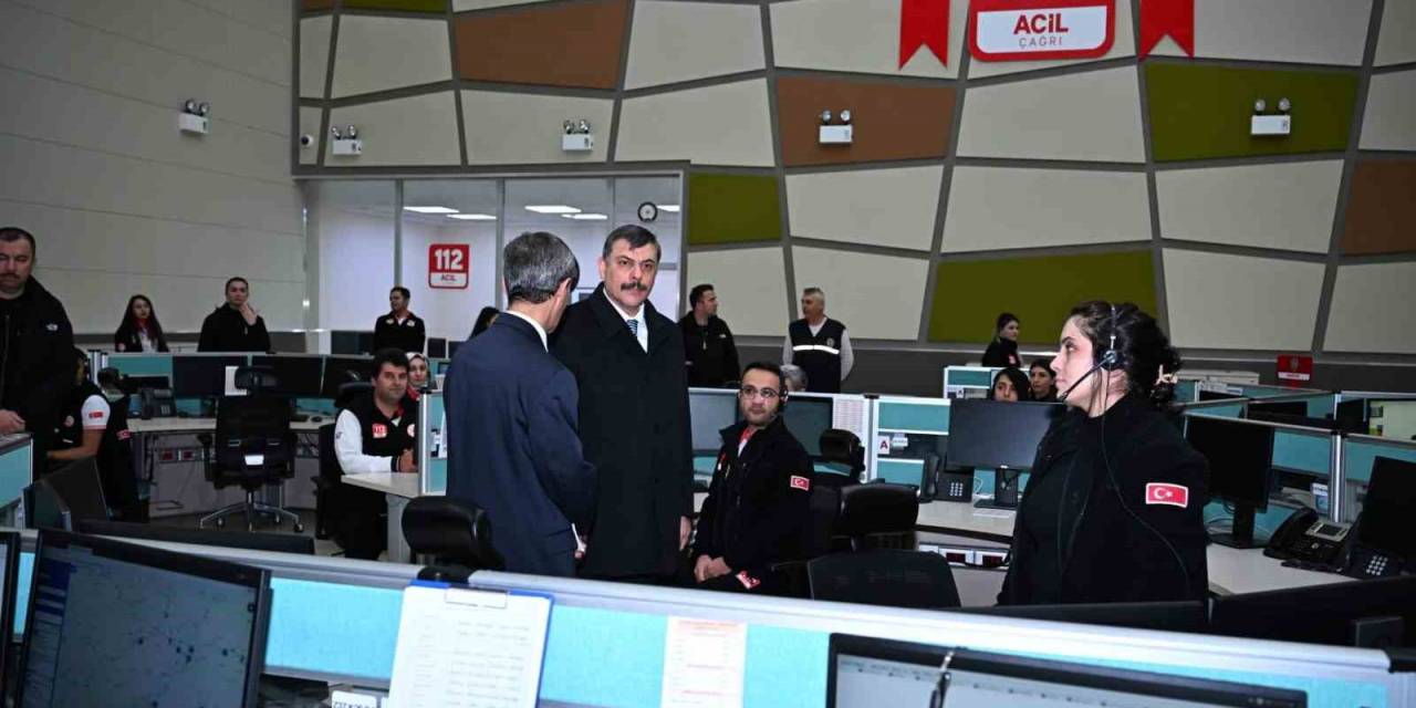 Vali Çiftçi 112 Erzurum Acil Çağrı Merkezi’nde İncelemelerde Bulundu