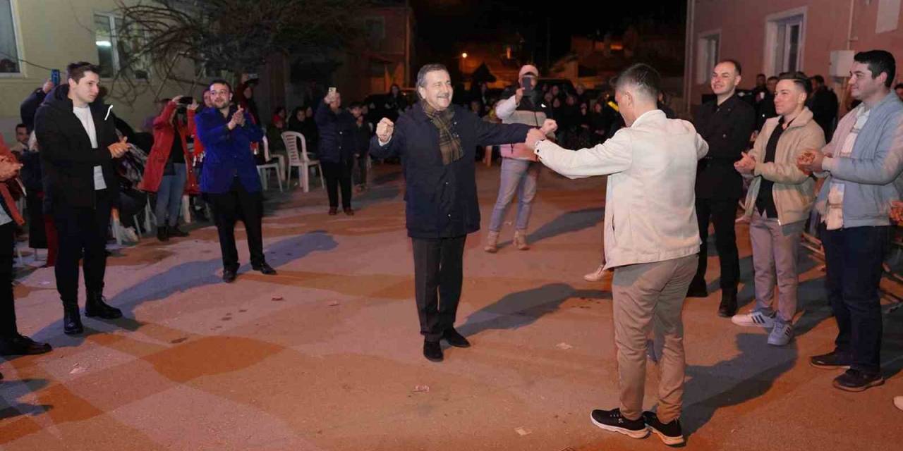 Başkan Ataç 19 Genci Askere Uğurladı