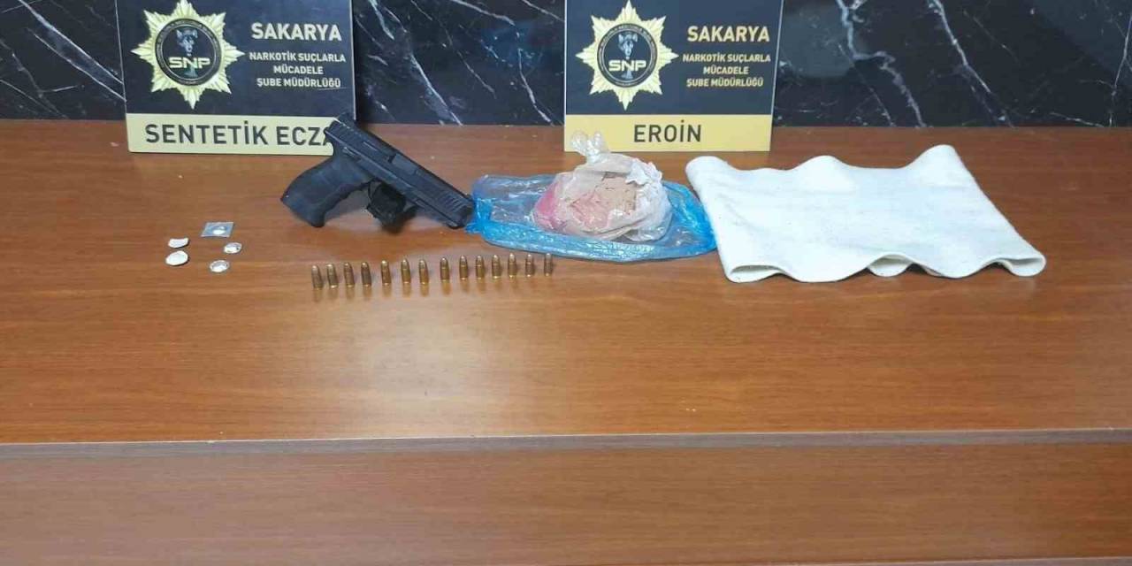 Polisten Uyuşturucu Operasyonu: 5 Gözaltı