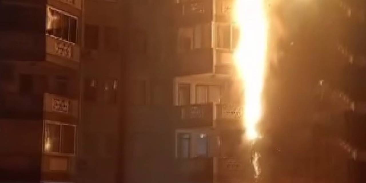Alanya’da Bacadan Çıkan Yangın Tüm Binayı Sardı