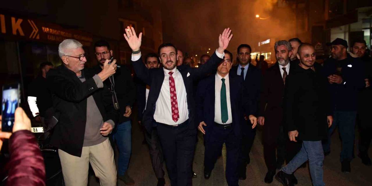 Yeniden Refah Partisi Kestel Belediye Başkan Adayı Önder Tanır’a Coşkulu Karşılama