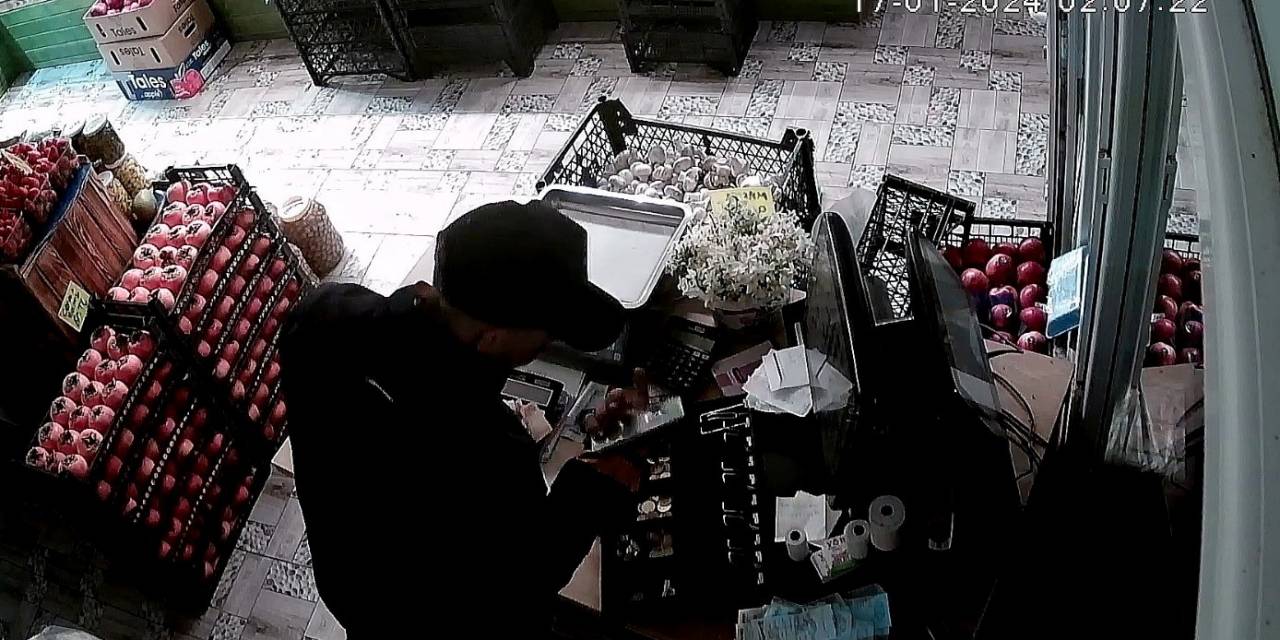 Kameralar Tespit Etti, Polis Yakaladı