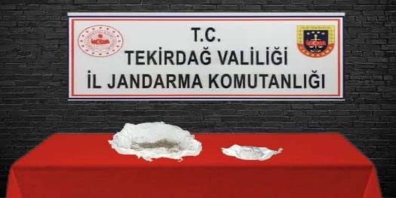 Jandarmadan Silah Ve Uyuşturucu Operasyonu
