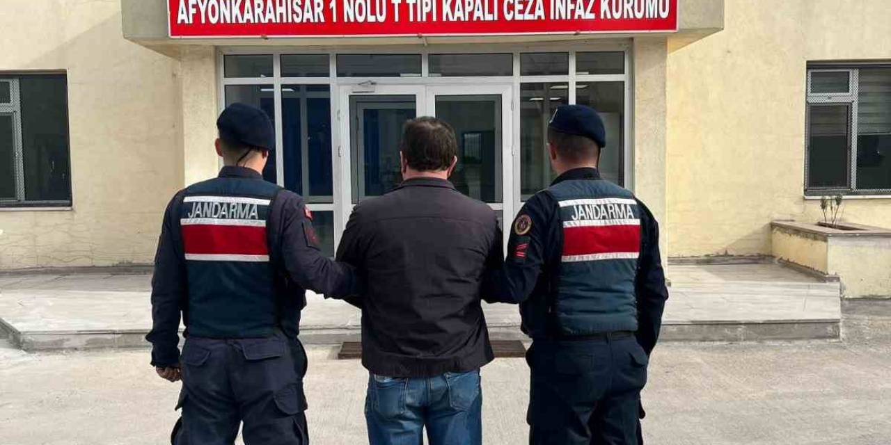 Çeşitli Suçlardan Aranan 2 Şahıs Jandarma Tarafından Yakalandı
