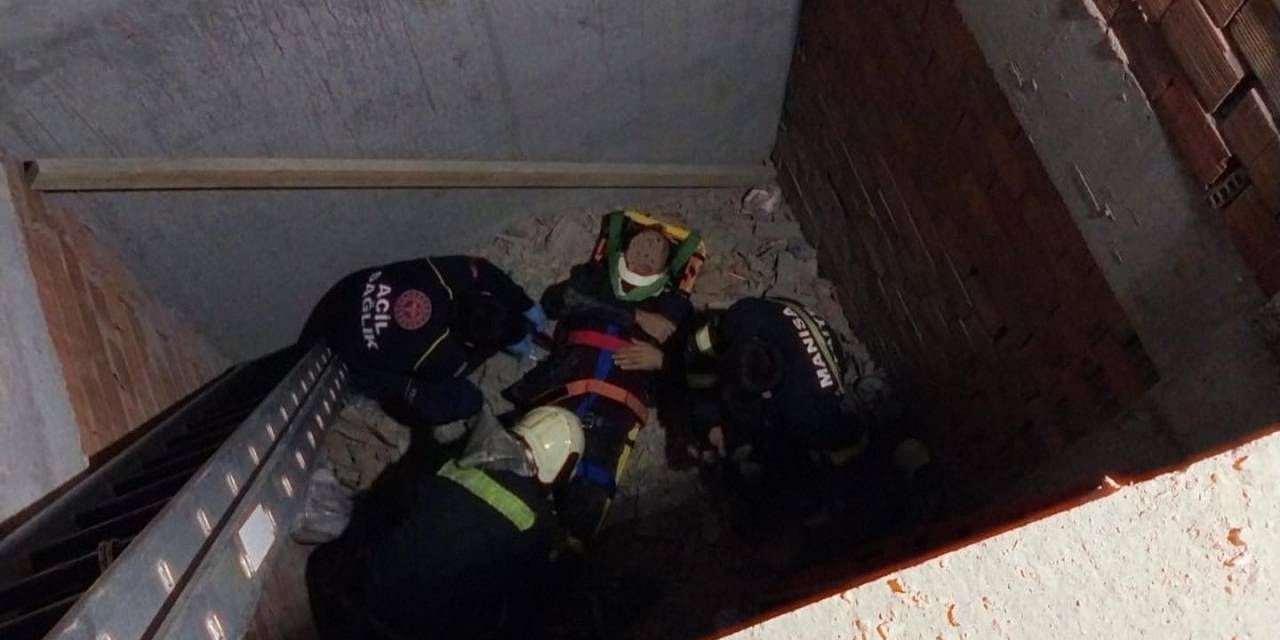 Asansör Boşluğuna Düşen Şahıs Yaralandı