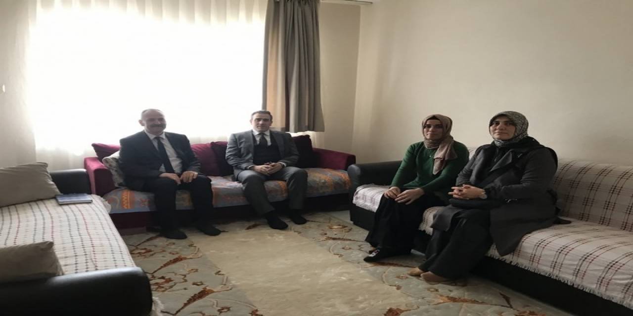 Kaymakam Memiş, Depremzedeleri Ziyaret Etti