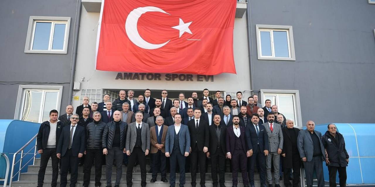Başkan Büyükkılıç, Amatör Spor Kulübü Başkanlarıyla Bir Araya Geldi