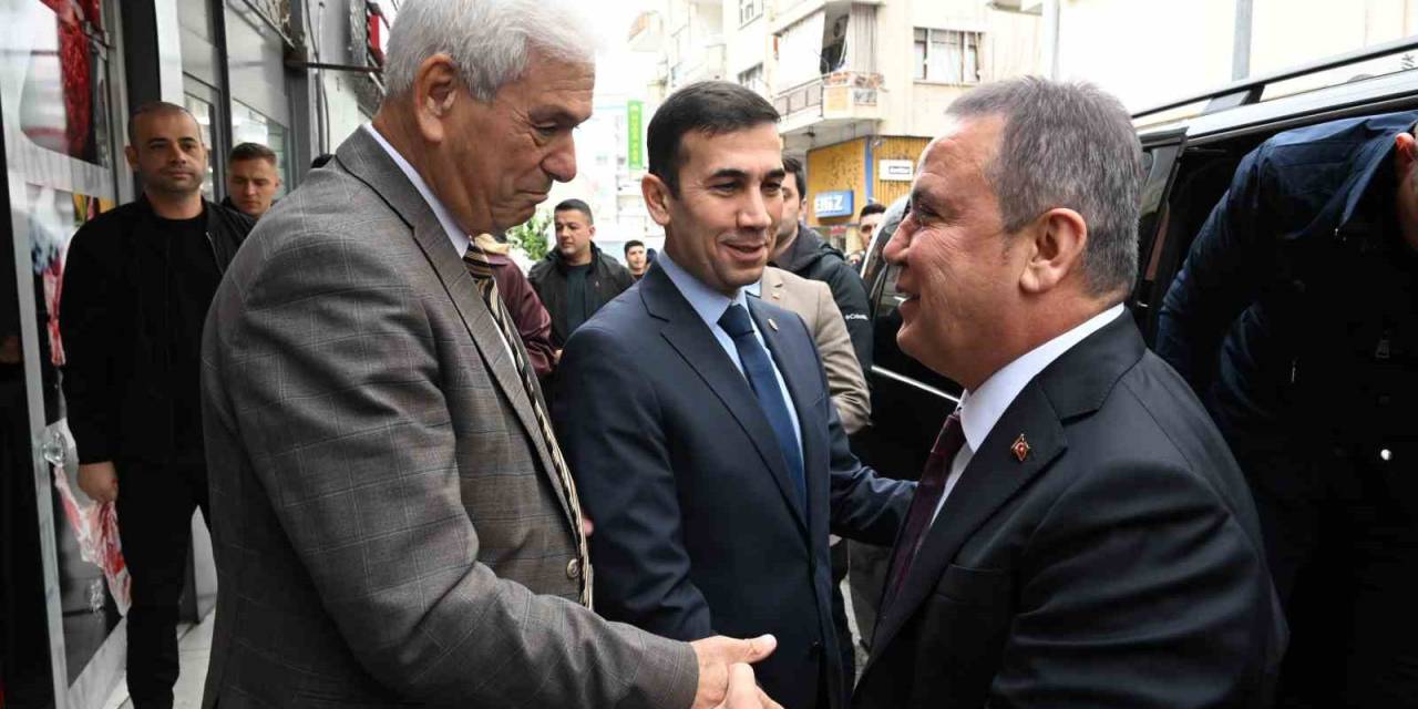 Başkan Böcek, Muhtarlarla Bir Araya Geldi