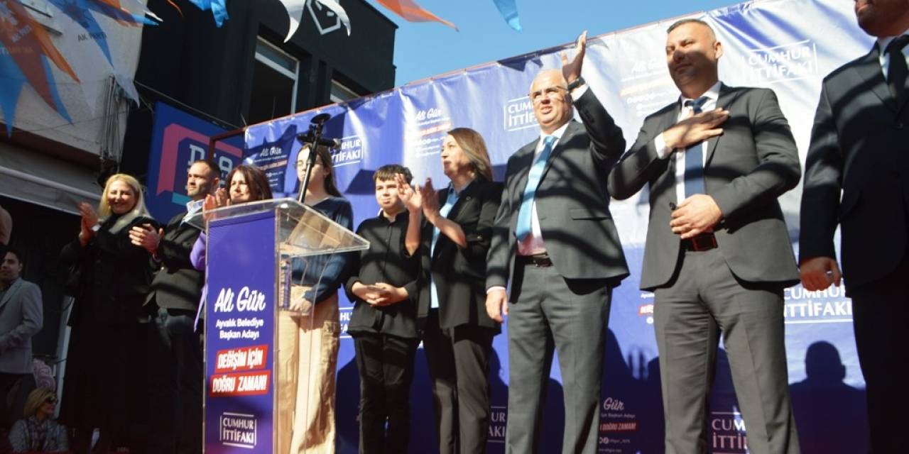 Ayvalık’ta Cumhur İttifakı Belediye Başkan Adayı Gür Sahaya İndi