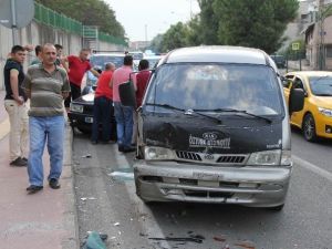 Zincirleme Trafik Kazası: 1 Yaralı