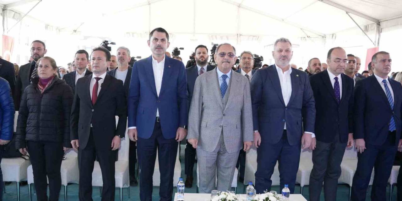 Murat Kurum: "İbb Olarak ‘Yarısı Büyükşehirden’ Diyerek 650 Bin Yeni Yuvamızı Hızlı Şekilde Başlatacağız"