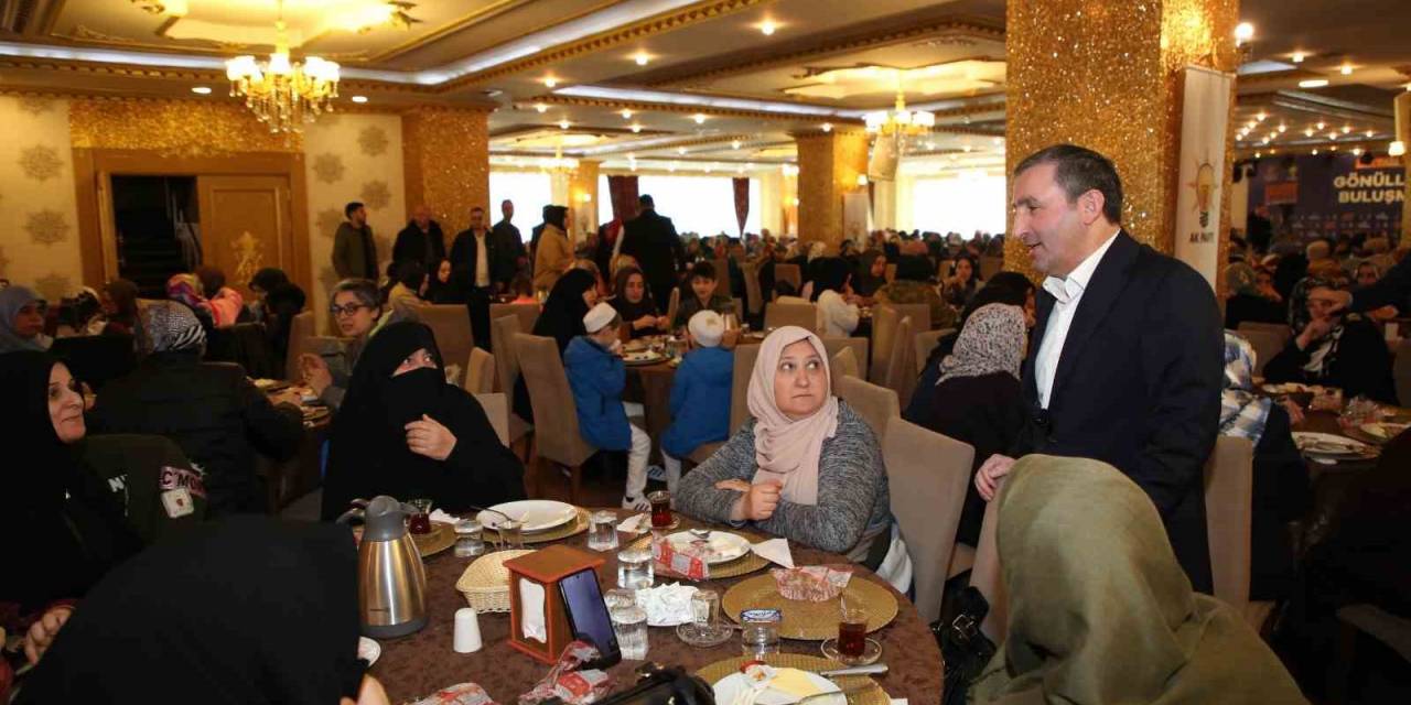 Sultanbeylili Kadınlardan Ali Tombaş’a Tam Destek