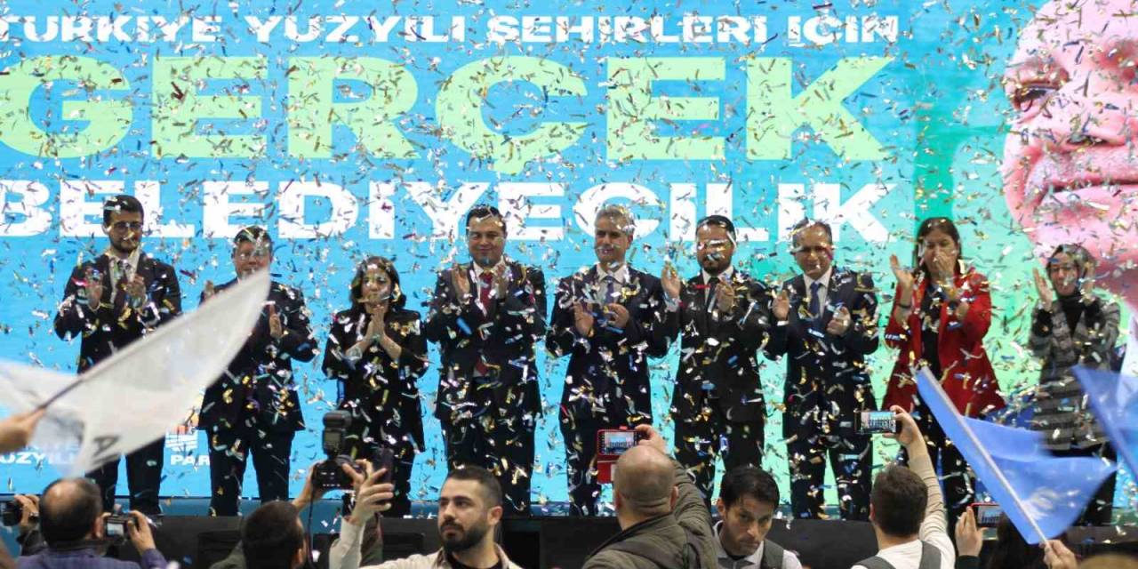 Uşak Ak Parti İlçe Ve Beldelerin Belediye Başkan Adaylarını Açıkladı