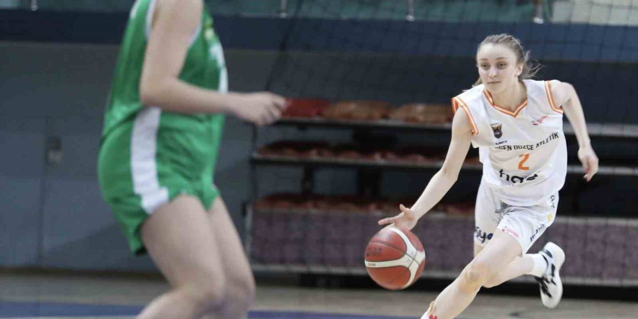 Kadınlar Bölgesel Basketbol Ligi: Düzce Atletik: 69 - İstanbul Panterleri: 41