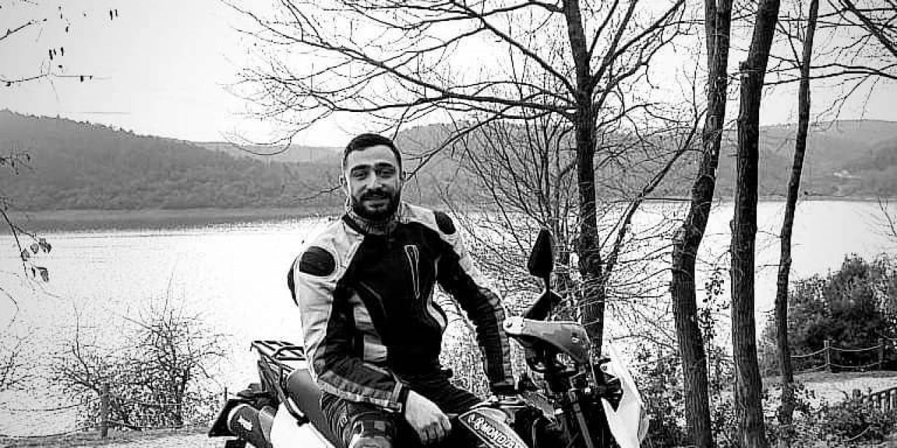 Yalova’da Ağaca Çarpan Motosikletin Sürücüsü Hayatını Kaybetti
