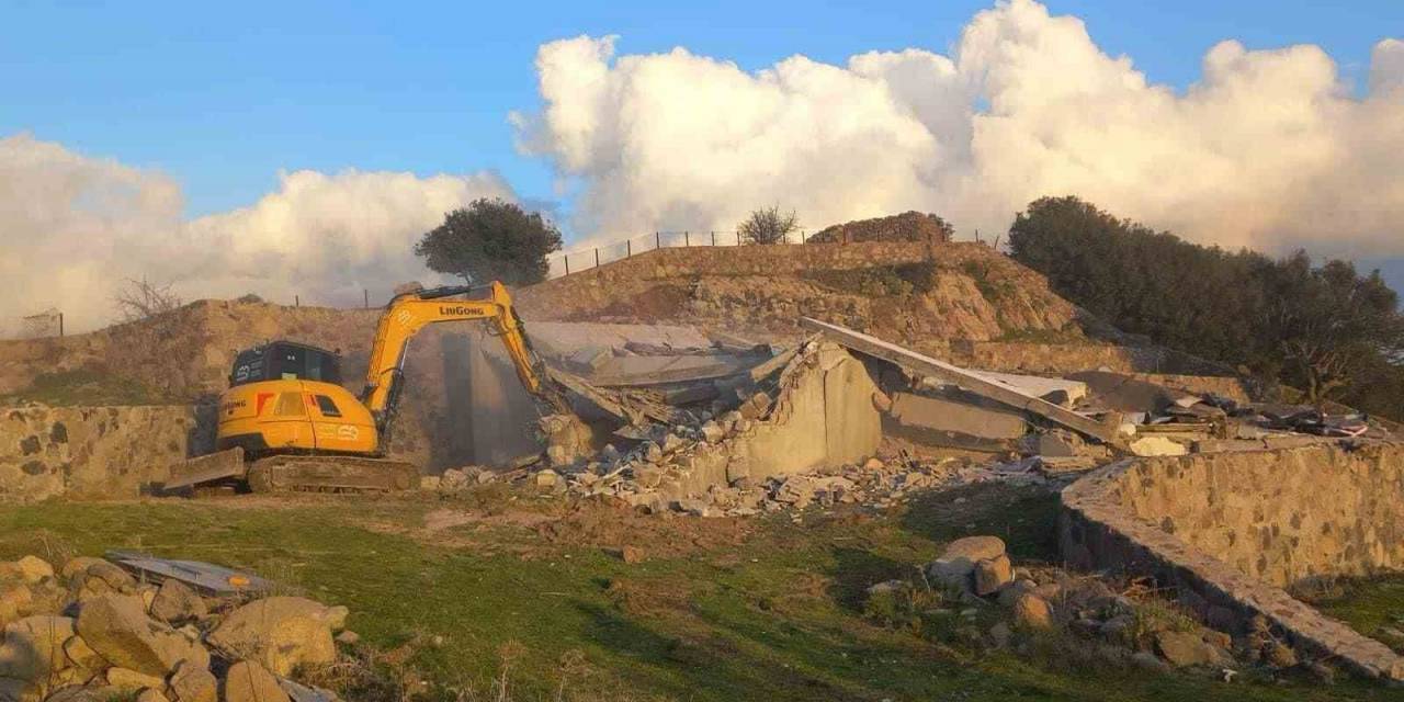 Çanakkale’de Kaçak Yapılar Yıkılıyor