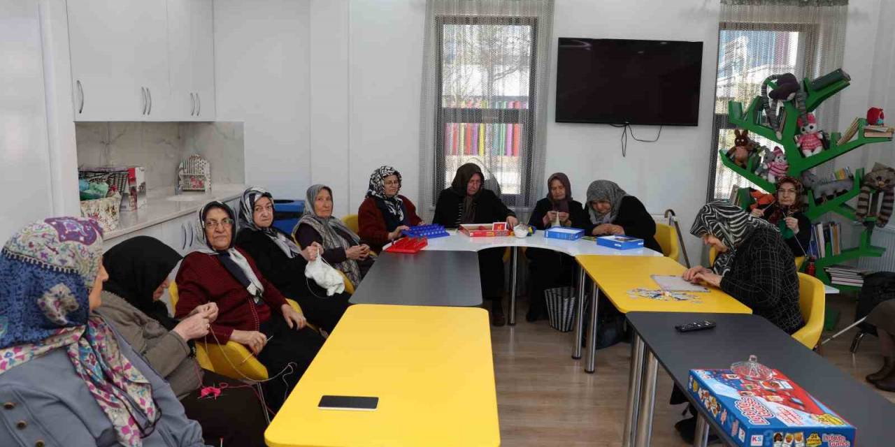 Kayseri’nin Mücevher Tesisi, Yaşlı Yaşam Ve Dayanışma Merkezi’nde Ulu Çınarlar Çok Mutlu