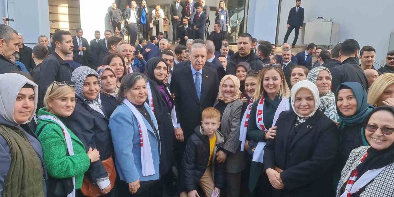 Cumhurbaşkanı Erdoğan, Zonguldak Belediyesi’ni Ziyaret Etti